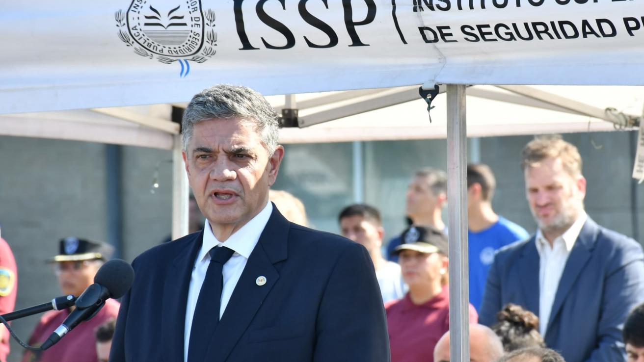 Jorge Macri, en el primer día de clases de los futuros policías y bomberos de la Ciudad