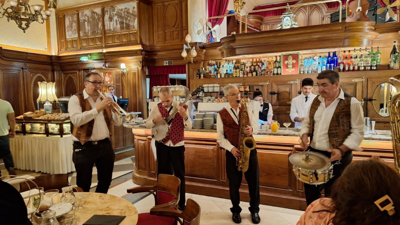 La Noche de los Bares Notables 2025