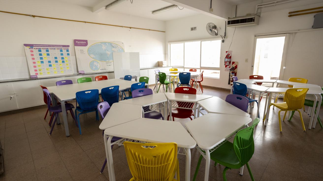 entrega de mobiliario