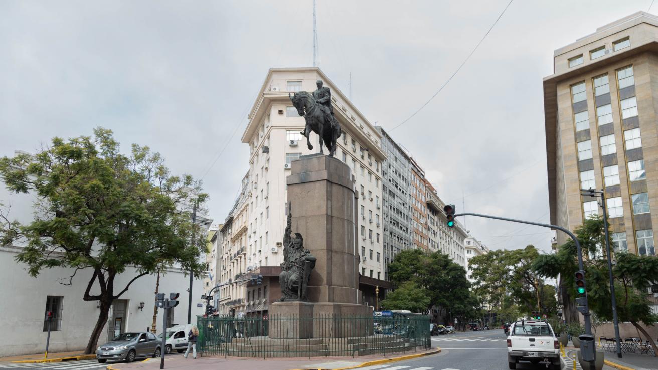 Homenaje al Tte. Gral. Julio A. Roca.jpg