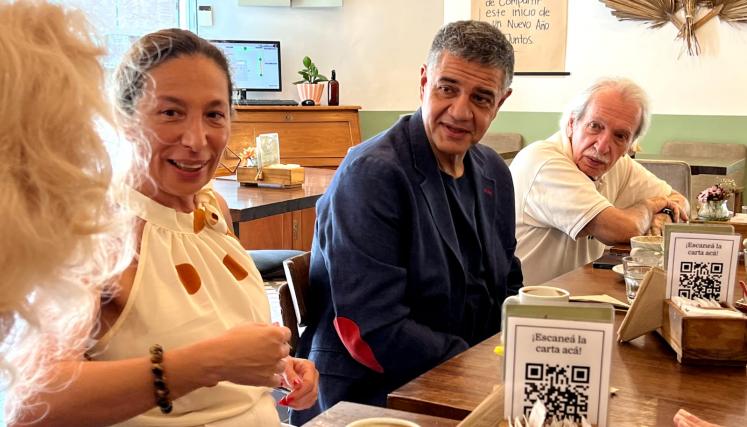 Jorge Macri en el café Foret, Nuñez