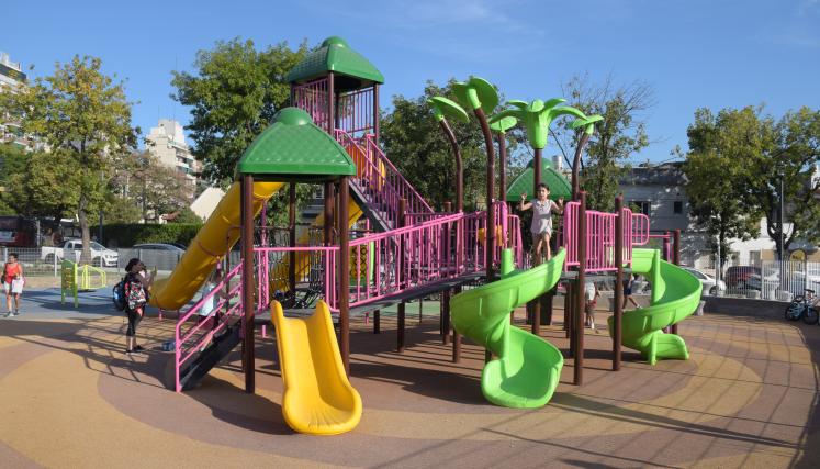 Nueva plaza en Saavedra