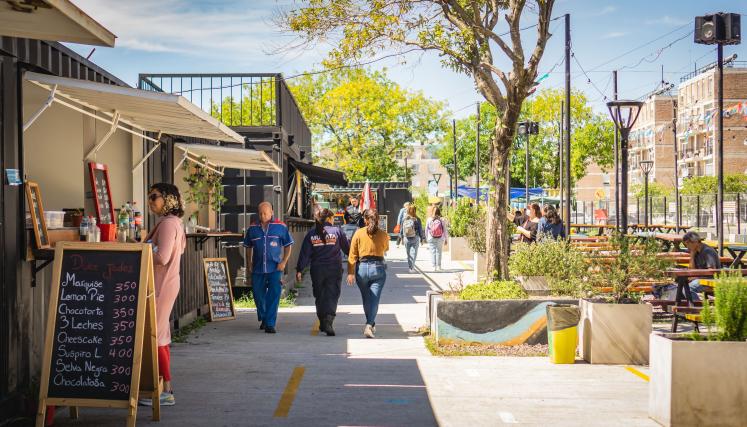 Patio Rodrigo Bueno (