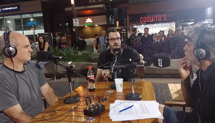  ⁦Santiago Llach y Alfredo de Jorge en Regiones 1110 con Ezequiel Iacobone