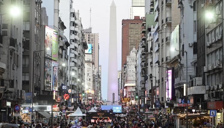 95.000 personas participaron de la edición 2023 de La Noche de las Librerías, que estuvo dedicada a celebrar los 40 años de la democracia.