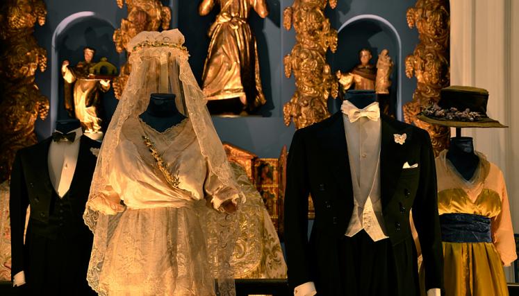 Exhibición en el Palacio Noel (2009) "Historias de familia. Donación Carlos Fernández y Fernández"