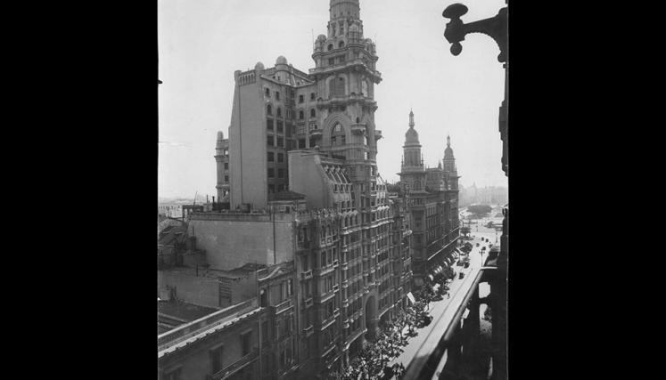 Foto 1-Palacio Barolo. Fuente_ Archivo General de la Nación.jpg