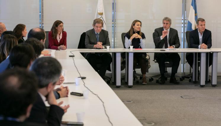 Becas para egresados de Codo a Codo