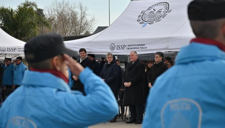 El rector del ISSP les tomó juramento de la Constitución Nacional y de la de la Ciudad Autónoma de Buenos Aires.