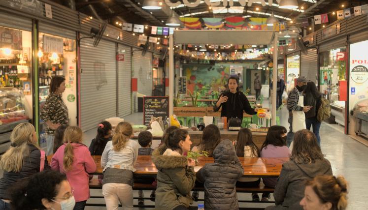 La Ciudad invita a toda la familia a disfrutar de actividades lúdicas y recreativas pensadas para los más chicos. También hay menús infantiles. Entrada libre y gratuita.