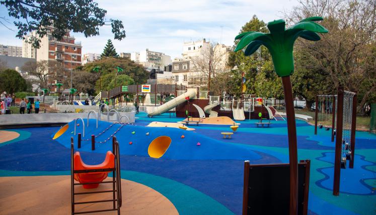 Patio de juegos en Plaza Inmigrantes de Armenia