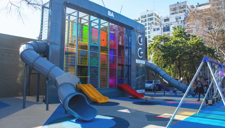 Plaza de los Colegiales, patio de juegos
