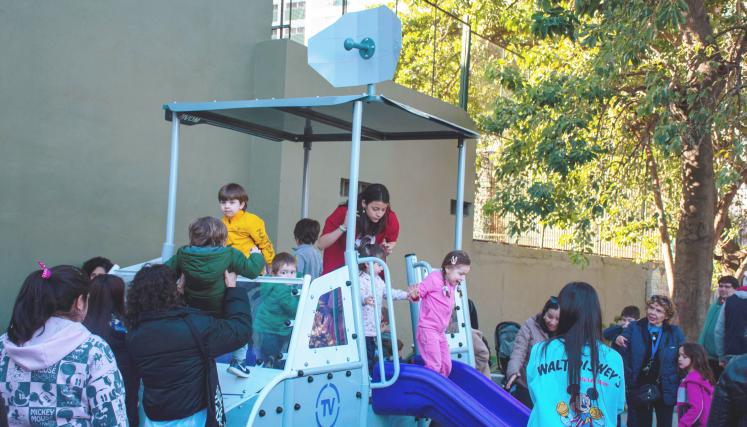 Plaza de los Colegiales, patio de juegos