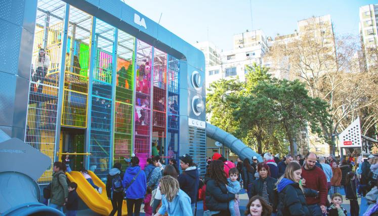 Plaza de los Colegiales, patio de juegos