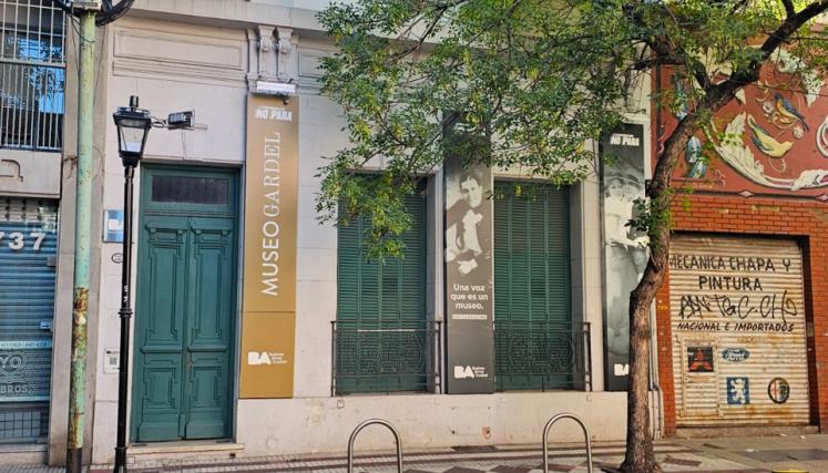 Fachada Museo Casa Carlos Gardel.