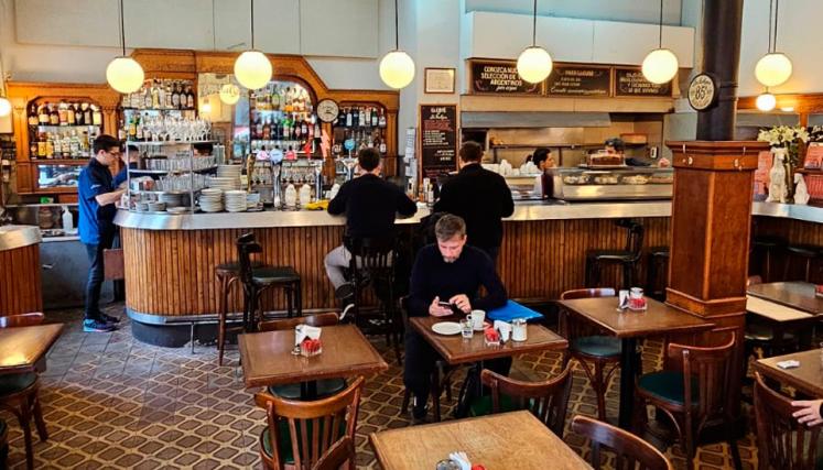 Bar "Los Galgos" interior