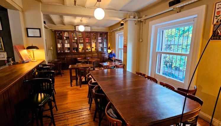 Bar "Los Galgos" interior