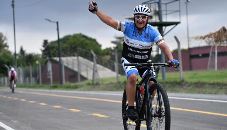 Ya funciona la nueva pista de ciclismo del Parque Sarmiento 