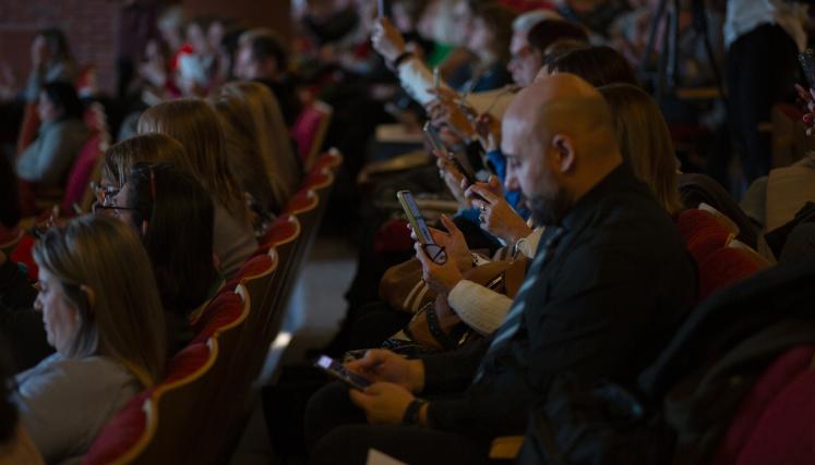 Llegó la IA, ¿y ahora qué hacemos?