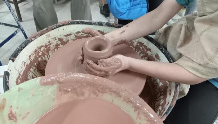 ESC.SUP_.DE EDUC.ARTISTICA EN CERAMICA Nº 01 DE 02.3