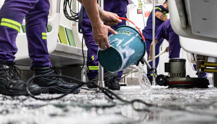 Trabajan 600 personas en la limpieza