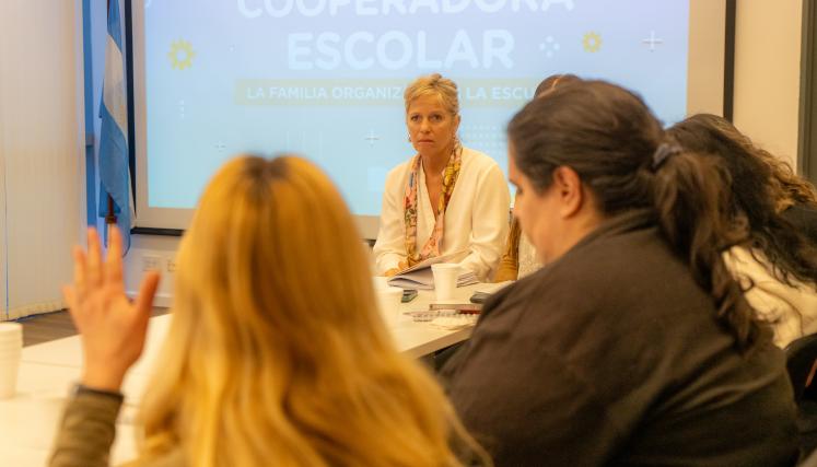 Cooperar en Comunidad: encuentro con cooperadoras escolares | Buenos ...