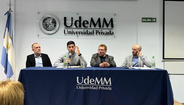 Desayuno de Networking