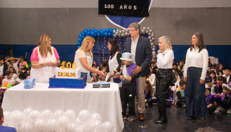 escuelas centenarias