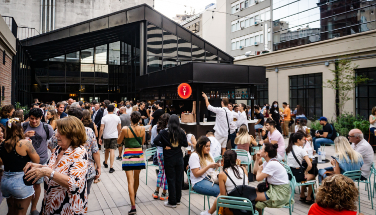 Mercado de los Carruajes