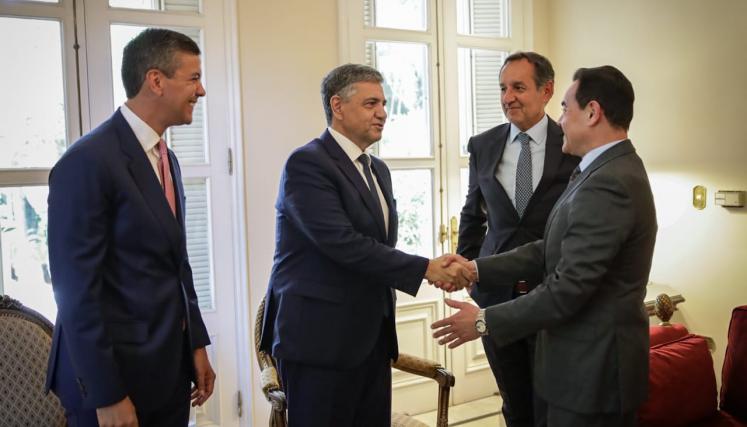 Jorge macri en Paraguay.