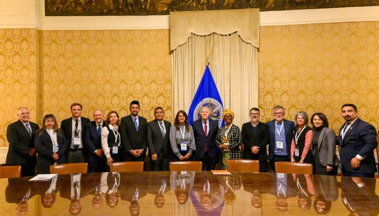 Cumbre Internacional del IRF