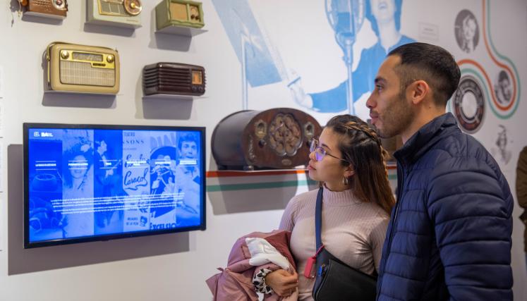 Sala de exposiciones permanente - radios