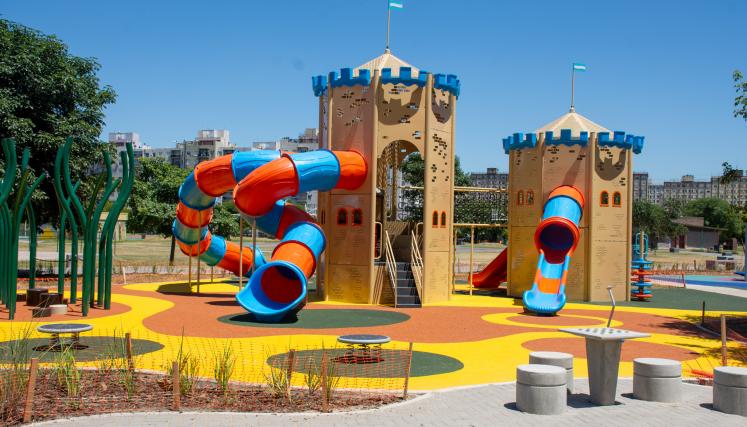 Patio de juegos en Parque Indoamericano