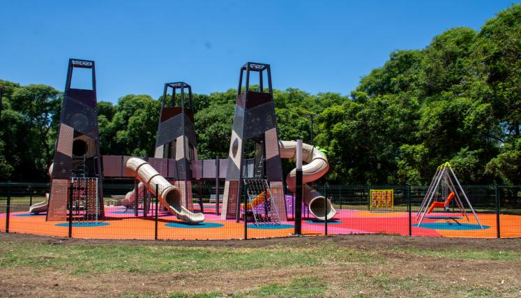 Plaza Rusia, patio de juegos