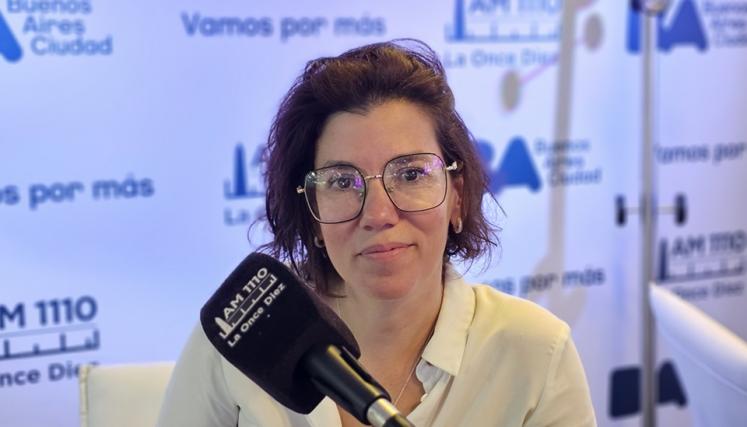 Radio - Finjamos demencia