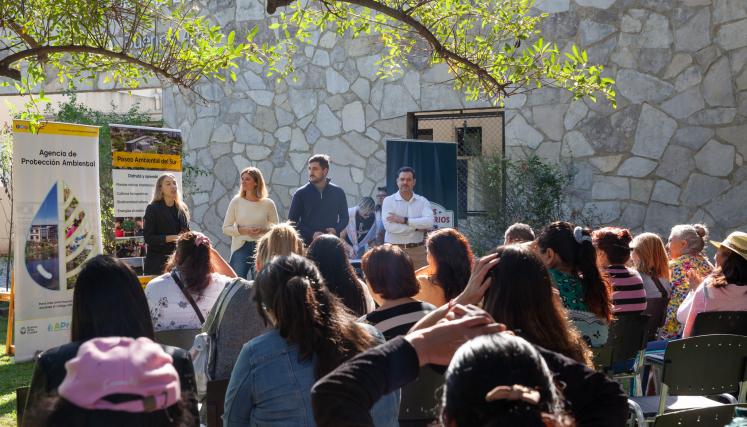 Entrega de certificados en el CIFA 