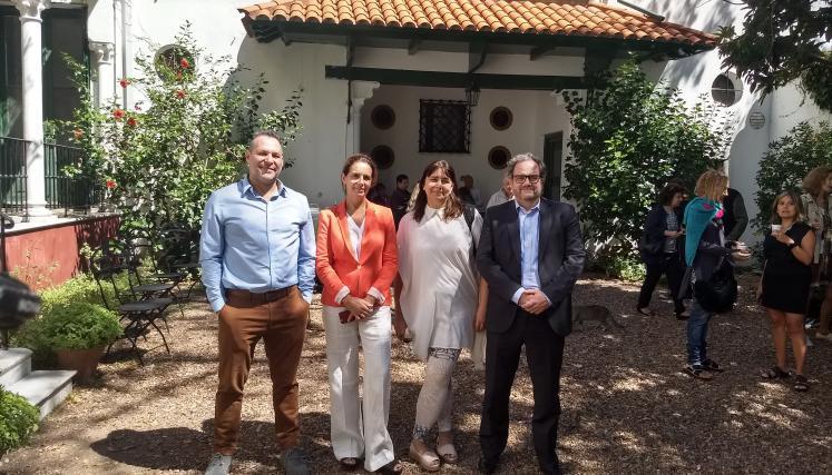 esculturas en el jardin3