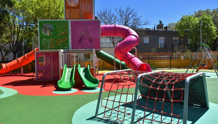 Avances en la plaza Félix Lima