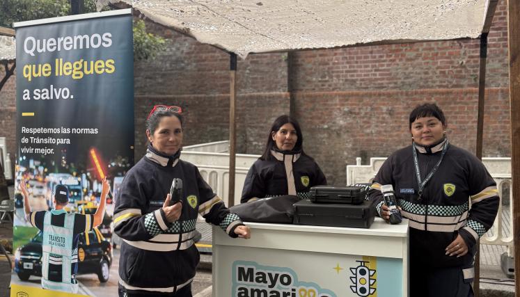 Stand de agentes de tránsito
