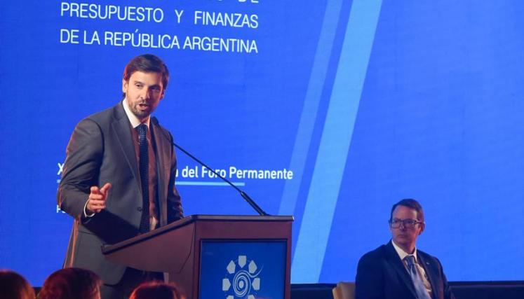 Arengo en el Foro Permanente