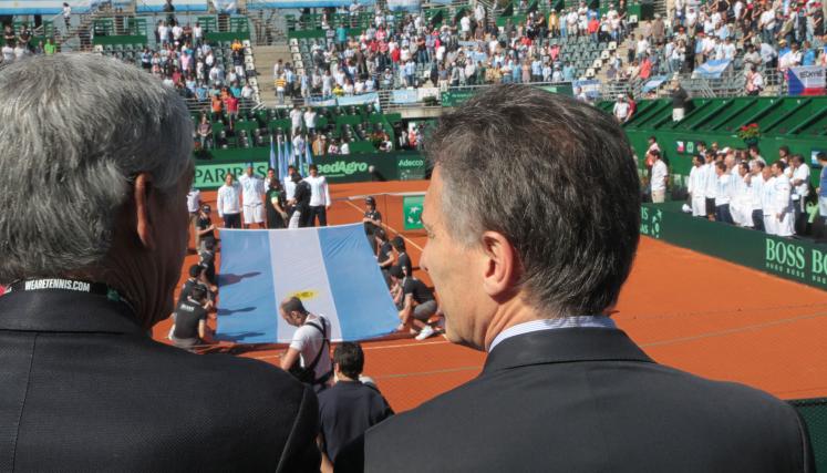 El jefe de Gobierno porteño, Mauricio Macri, asiste en el Parque Roca a la primera jornada de las semifinales de la Copa Davis. Foto: Sandra Hernandez-gv/GCBA.