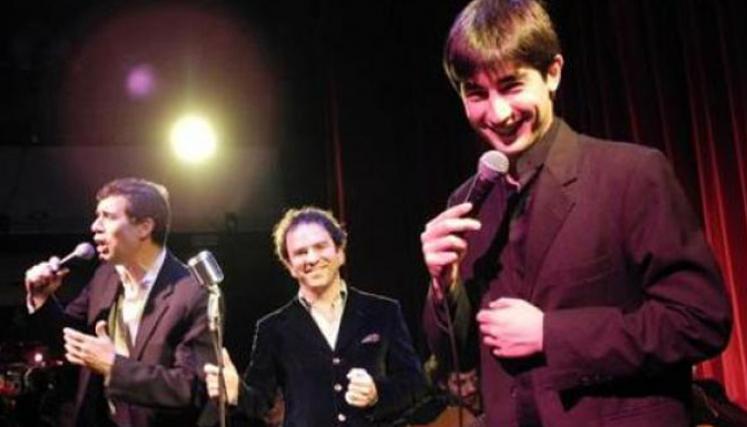 “Tango a tres bandas”