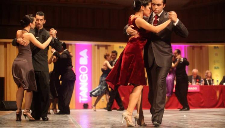 Con el auditorio de la Usina del Arte colmado de público se desarrolló la gran final del Campeonato de Baile de la Ciudad de Buenos Aires. Foto: Festivales/GCBA.