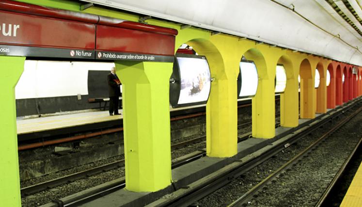 Dedicaremos la estación Pasteur a las víctimas del atentado a la AMIA                  Foto: SBASE