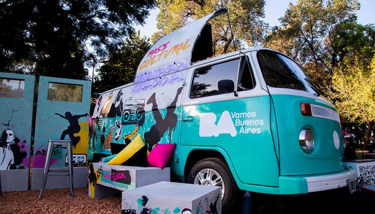 El Pase Cultural amplía sus beneficios y llega a más jóvenes